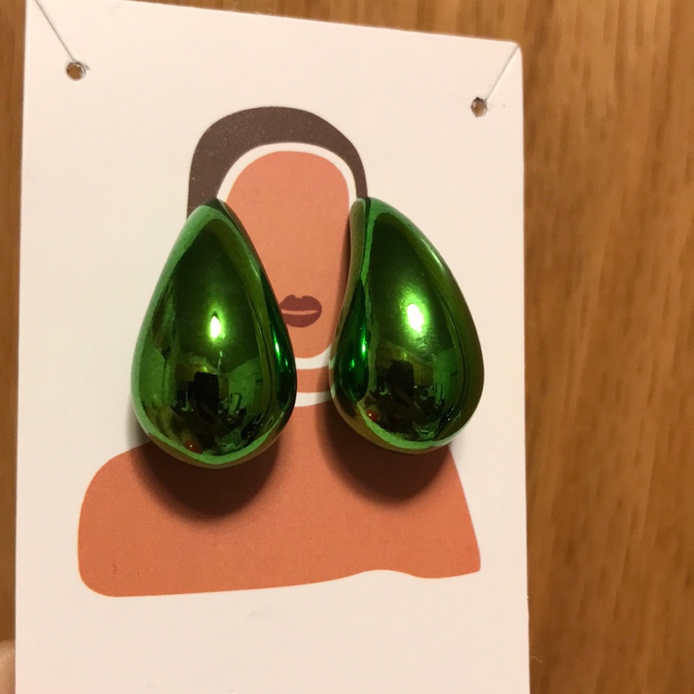 Vibrant drops earrings 🌲